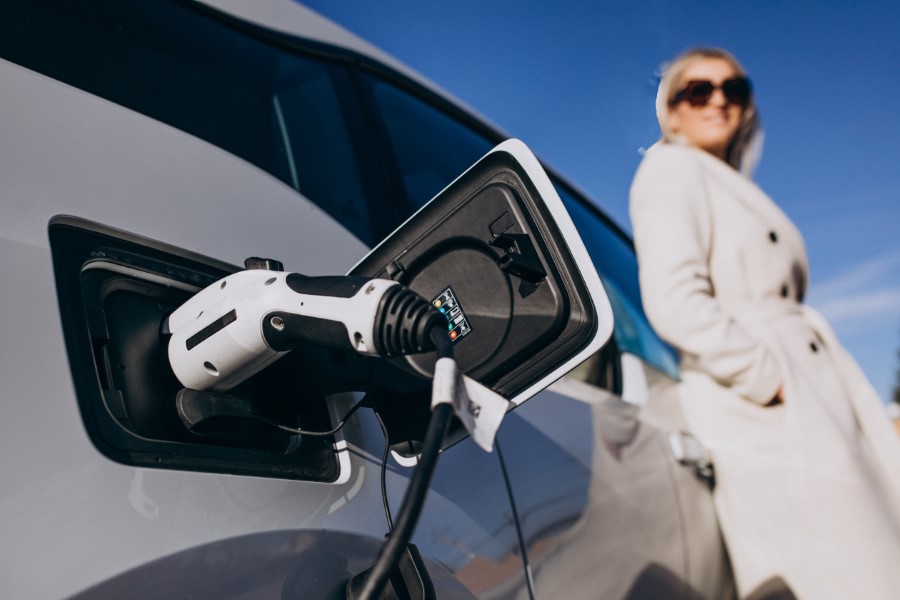 Tips for fleet managers to consider an electric vehicle fleet